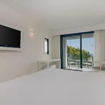 Iberostar Waves - Adults Only Hotell 4*