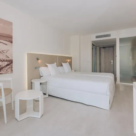 酒店 Iberostar Waves - Adults Only