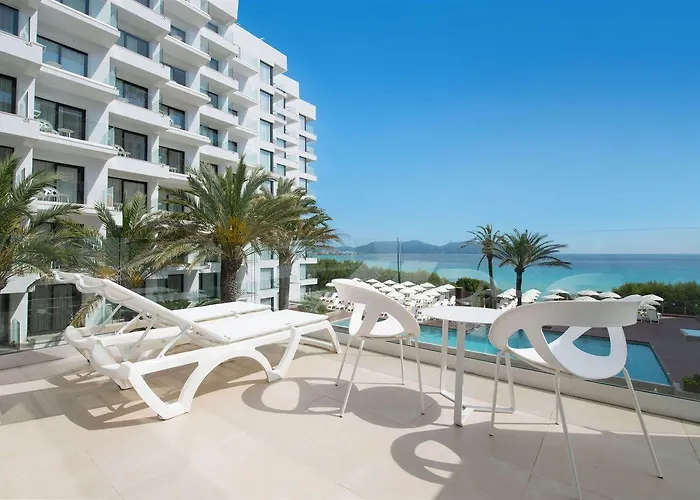 Iberostar Waves - Adults Only Hotel