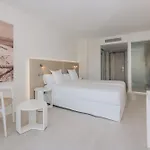 Hotel Iberostar Waves - Adults Only