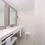 Hotel Iberostar Waves - Adults Only
