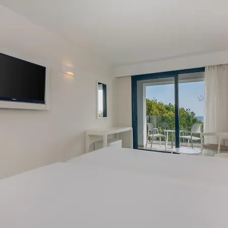 Iberostar Waves - Adults Only Szálloda 4*