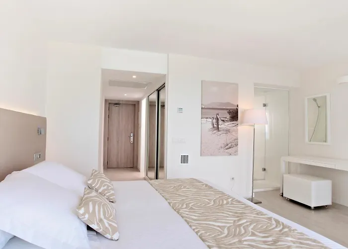 Iberostar Waves - Adults Only