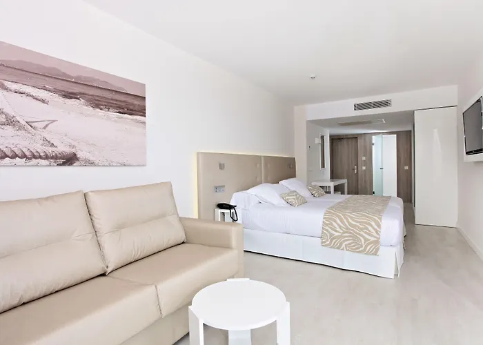 Iberostar Waves - Adults Only Hotel 4*