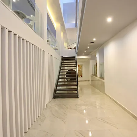 Iberostar Waves - Adults Only Szálloda 4*